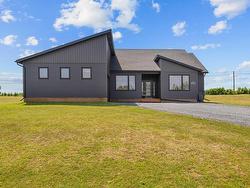 93 Kingsway Drive  New Perth, PE C0A 1G0