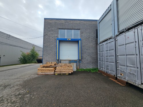 Expédition (porte/quai) - 100-2315 Boul. Des Entreprises, Terrebonne (Terrebonne), QC - Outdoor With Exterior