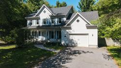 2527 Rue de la Vallée-de-la-Loire  Saint-Lazare, QC J7T 2C1