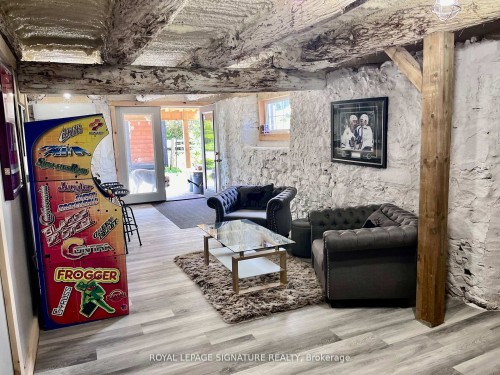 31 Blue Bay Lane, Kawartha Lakes, ON - Indoor