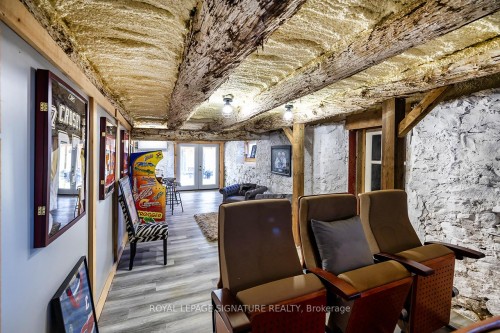 31 Blue Bay Lane, Kawartha Lakes, ON - Indoor Photo Showing Other Room