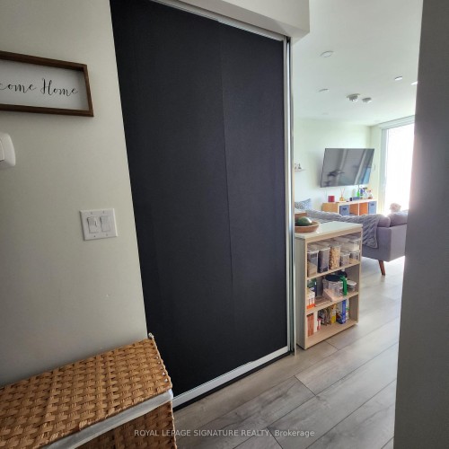 910-3100 Keele Street, Toronto, ON - Indoor