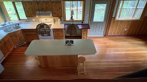 4512 Highway 6, Burton, BC 