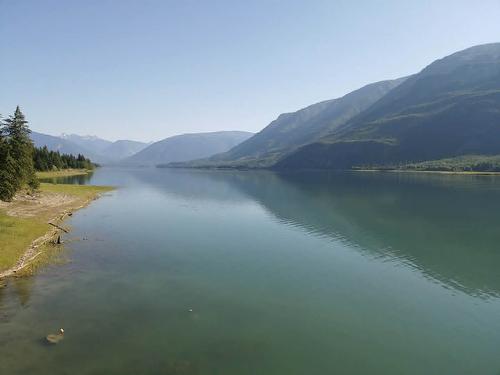 4512 Highway 6, Burton, BC 