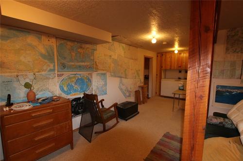4512 Highway 6, Burton, BC - Indoor Photo Showing Other Room