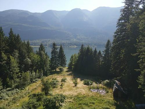 4512 Highway 6, Burton, BC 