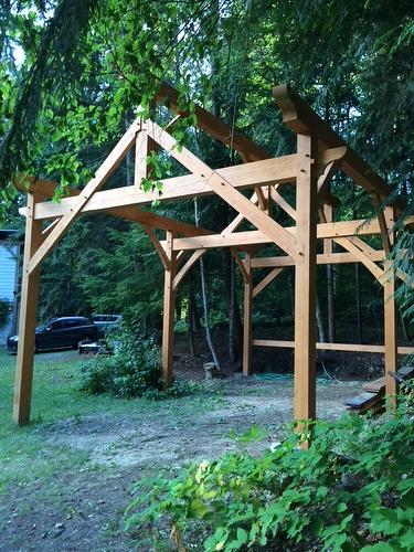 4512 Highway 6, Burton, BC - Outdoor