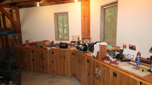 4512 Highway 6, Burton, BC 