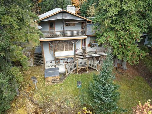 4512 Highway 6, Burton, BC 