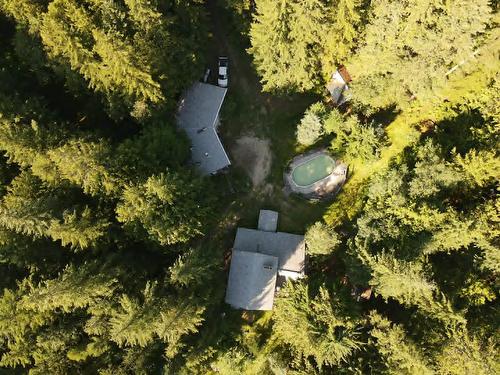 4512 Highway 6, Burton, BC 