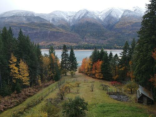 4512 Highway 6, Burton, BC 