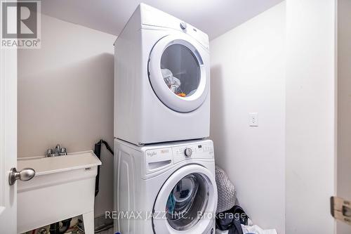 2307 Chevron Prince Path, Oshawa (Windfields), ON - Indoor Photo Showing Laundry Room