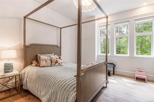 3973 Cove Rd, Ladysmith, BC 