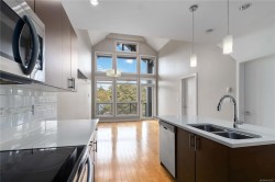 608-924 Esquimalt Rd  Esquimalt, BC V9A 3M8