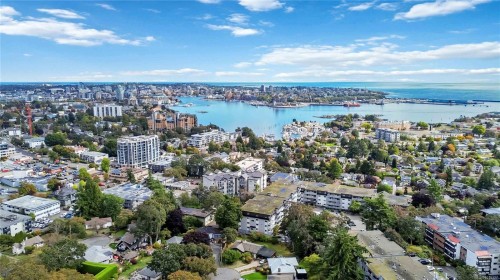 608-924 Esquimalt Rd, Esquimalt, BC - Outdoor With Body Of Water With View