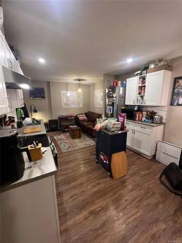 9828 Croft St, Chemainus, BC 