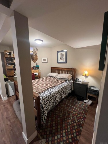 9828 Croft St, Chemainus, BC 