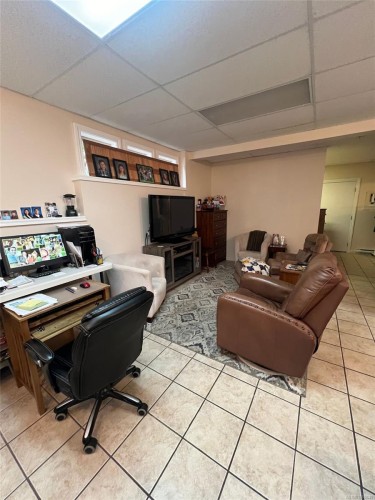 9828 Croft St, Chemainus, BC 