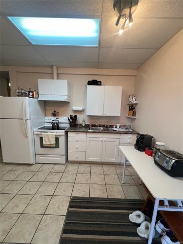 9828 Croft St, Chemainus, BC 