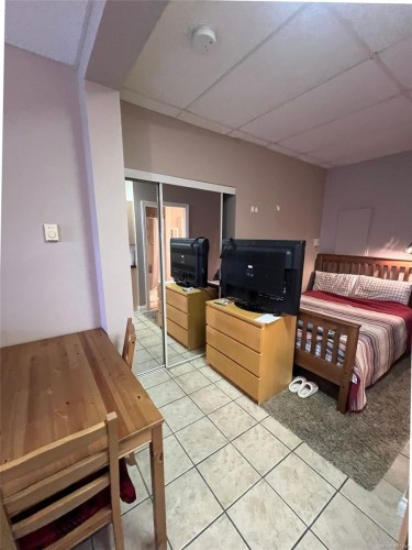 9828 Croft St, Chemainus, BC 