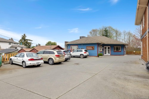 9828 Croft St, Chemainus, BC 