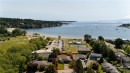 3819 Beachview Pl, Saanich, BC 