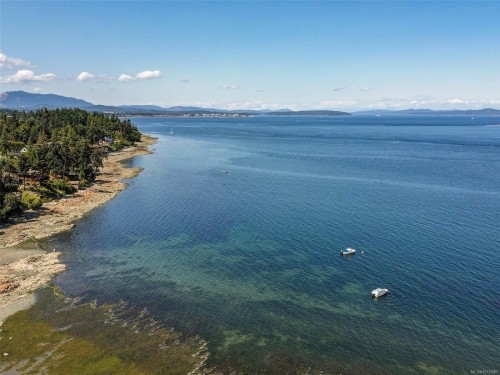 2606 James Island Rd, Central Saanich, BC 