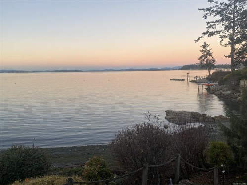 2606 James Island Rd, Central Saanich, BC 