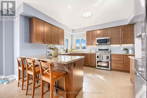 35 Charles Tilley Crescent, Clarington, ON - Indoor Photo Showing Kitchen