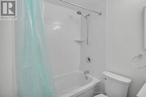 88 - 1919 Trafalgar Street, London East (East I), ON - Indoor Photo Showing Bathroom