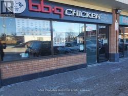 8 - 4915 STEELES AVENUE E  Toronto, ON M1V 4Z3