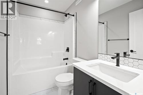 214 Fortosky Crescent, Saskatoon, SK - Indoor Photo Showing Bathroom