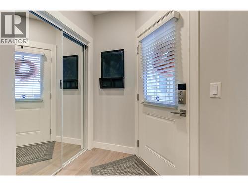 2051 Elkridge Drive Unit# 1, West Kelowna, BC - Indoor Photo Showing Other Room