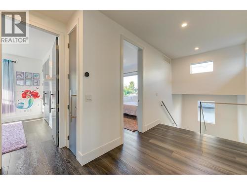 3961 Beachview Drive E, West Kelowna, BC - Indoor Photo Showing Other Room