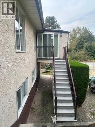 2455 5Th Avenue Ne, Salmon Arm, BC - Outdoor