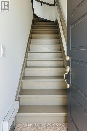 721 Franklin Boulevard, Cambridge, ON - Indoor Photo Showing Other Room