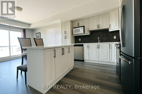 721 Franklin Boulevard, Cambridge, ON - Indoor Photo Showing Kitchen