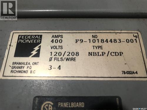 205 60Th Street W, Saskatoon, SK 