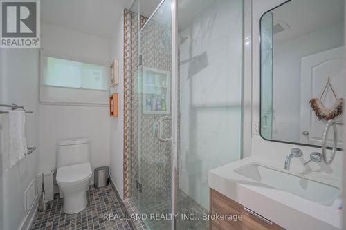 21 Marilyn Crescent, Kawartha Lakes, ON - Indoor Photo Showing Bathroom