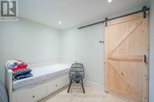 21 Marilyn Crescent, Kawartha Lakes, ON - Indoor Photo Showing Other Room