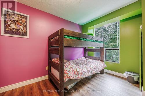307 - 81 Scott Street, St. Catharines (Lakeport), ON - Indoor Photo Showing Bedroom