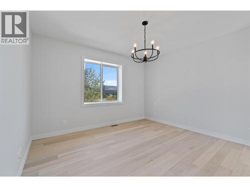 1840 10 Street Sw Unit# 9, Salmon Arm, BC - Indoor Photo Showing Other Room