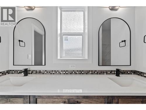 1840 10 Street Sw Unit# 9, Salmon Arm, BC - Other