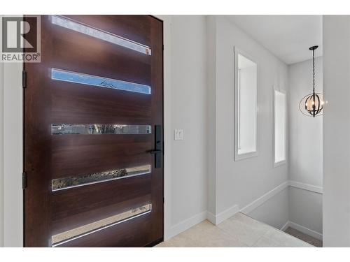 1840 10 Street Sw Unit# 9, Salmon Arm, BC - Indoor Photo Showing Other Room