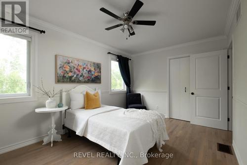 32 Cedar Drive, Caledon, ON - Indoor Photo Showing Bedroom