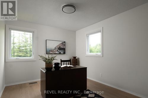32 Cedar Drive, Caledon, ON - Indoor