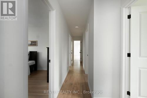 32 Cedar Drive, Caledon, ON - Indoor Photo Showing Other Room