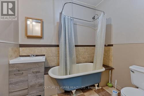 156 Mackay Street, Pembroke, ON - Indoor Photo Showing Bathroom