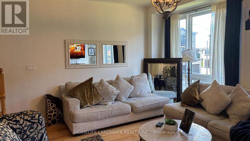 42 Lake Trail Way, Whitby, ON - Indoor Photo Showing Living Room