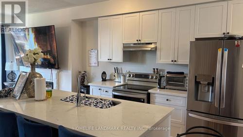 42 Lake Trail Way, Whitby, ON - Indoor Photo Showing Kitchen With Stainless Steel Kitchen